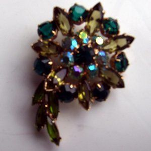 VTG Antique Rhinestone BROOCH Flower Shape GREENS
